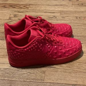 Nike Air Force 1 LV8 “Stars” - Red